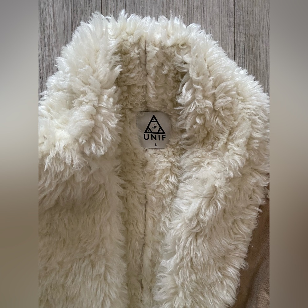 UNIF Chelsea Asymmetrical Shearling Open Front Coat Boho Hippie Penny Lane -Sz S - Picture 6 of 8